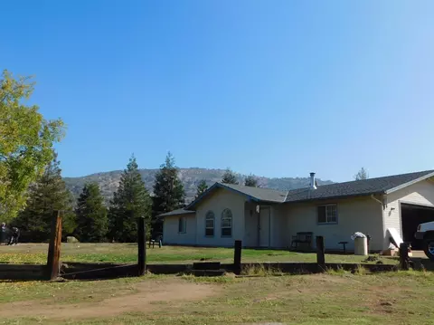 38402 Roundtree Lane Ln, Squaw Valley, CA 93675 photo 1