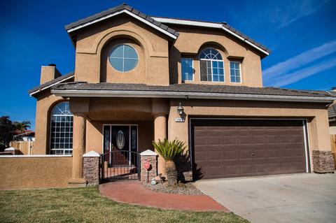 1045 Robinson Ave, Clovis, CA 93612 photo 1