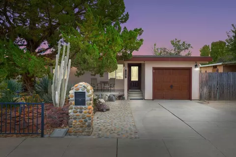 258 E Cherry Lane Ln, Coalinga, CA 93210 photo 1