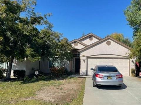 1900 Lorena Ave, Sanger, CA 93657 photo 1