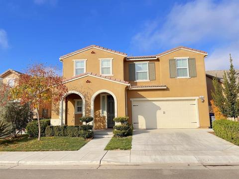 3853 Sussex Ave, Clovis, CA 93619 photo 1