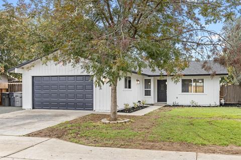 1478 Ashcroft Ave, Clovis, CA 93611 photo 1