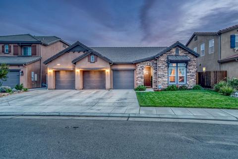 3776 Robinwood Ave, Clovis, CA 93619 photo 1