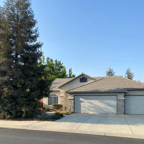 1801 Cromwell Ave, Clovis, CA 93611 photo 1