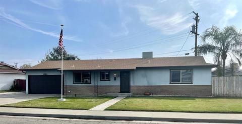 1125 Laurel Ln, Lemoore, CA 93245 photo 1