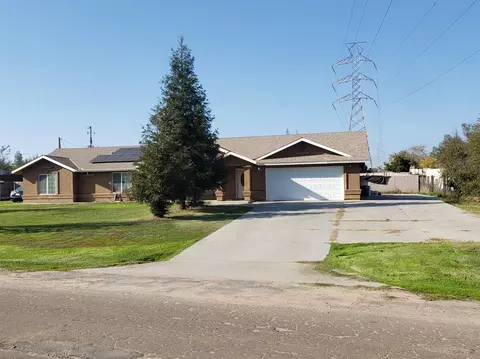 18248 Ridgedale Dr, Madera, CA 93638 photo 1
