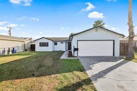 1123 Oxford Ave, Clovis, CA 93612 photo 1