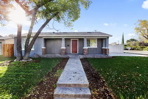 2004 Miller, Modesto, CA 95354 photo 1