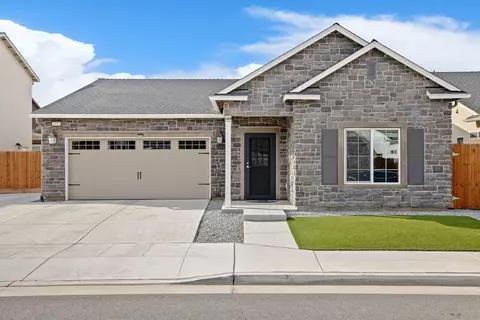 2152 San Marino Ave, Clovis, CA 93619 photo 1
