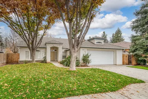 1943 Menlo Ave, Clovis, CA 93611 photo 1