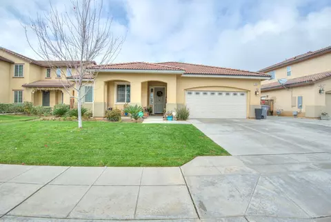 1636 Whiteash Ave, Clovis, CA 93619 photo 1