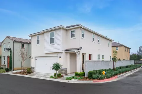 1312 Joy Dr, Clovis, CA 93619 photo 1