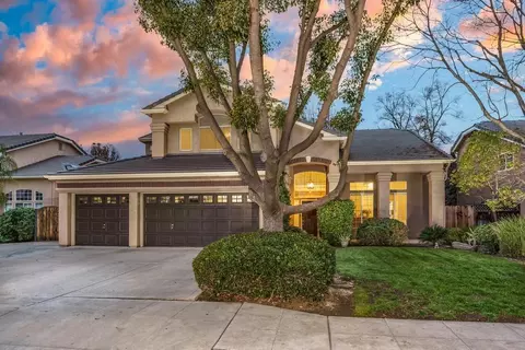 2541 Poe Ave, Clovis, CA 93611 photo 1