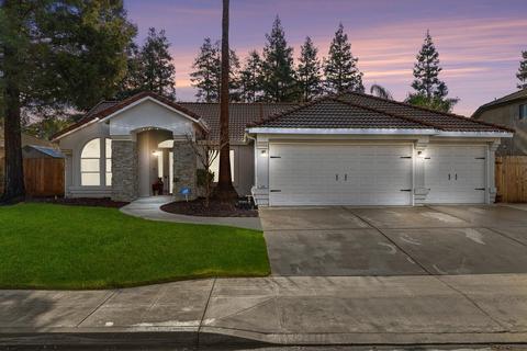 744 W Chennault Ave, Clovis, CA 93611 photo 1