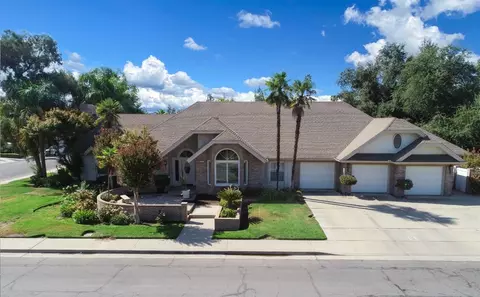 413 E Curtis Ave, Fowler, CA 93625 photo 1
