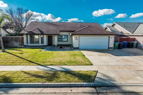 1395 Pine, Lemoore, CA 93245 photo 1