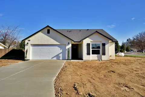 17399 Crescent, Madera, CA 93638 photo 1