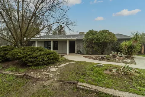 17307 Monreal Rd, Madera, CA 93636 photo 1