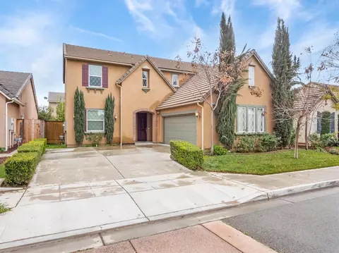 3874 Richmond Ave, Clovis, CA 93619 photo 1
