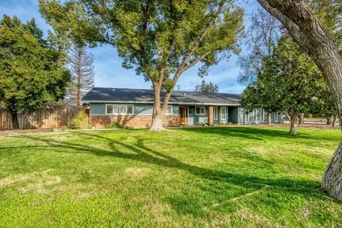 11953 Waverly Rd, Madera, CA 93636 photo 1