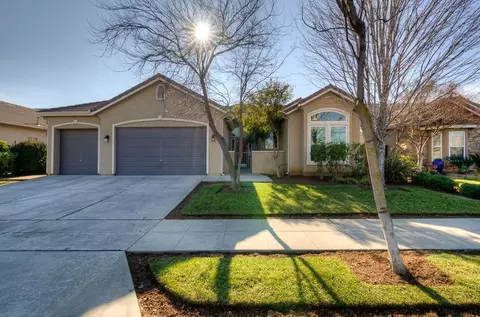 3294 Sierra Madre Ave, Clovis, CA 93619 photo 1