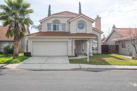 1006 Robinson Ave, Clovis, CA 93612 photo 1