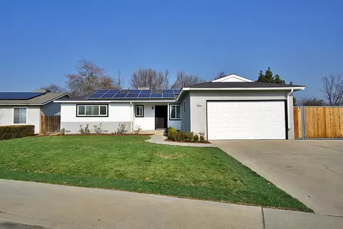 1731 Rall Ave, Clovis, CA 93611 photo 1