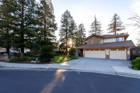 840 E Bliss Ave, Clovis, CA 93611 photo 1
