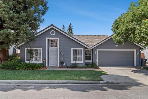 2159 E Minarets Ave, Fresno, CA 93720 photo 1