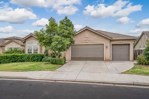 2938 Scott Ave, Clovis, CA 93611 photo 1