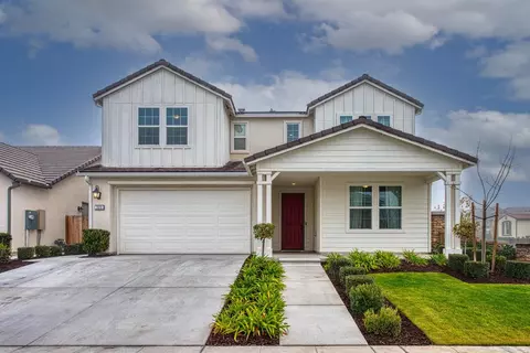 333 Meridian, Madera, CA 93636 photo 1