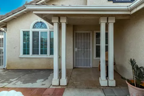 2756 Palo Alto Ave, Clovis, CA 93611 photo 1