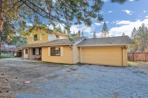 43126 E Sugar Pine Dr, Oakhurst, CA 93644 photo 1