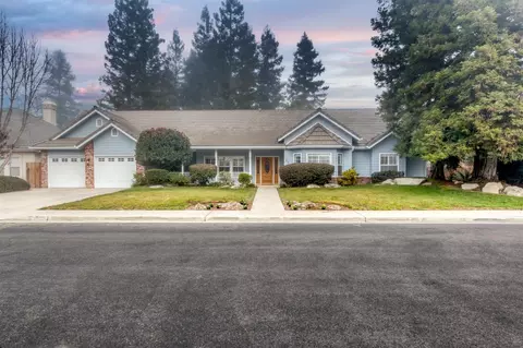 2534 E Laura Ct, Visalia, CA 93292 photo 1
