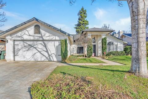 1523 Fallbrook Ave, Clovis, CA 93611 photo 1