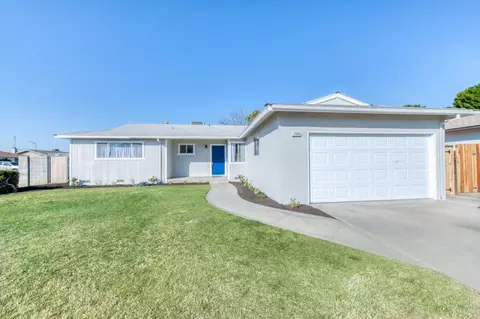1724 Burgan Ave, Clovis, CA 93611 photo 1
