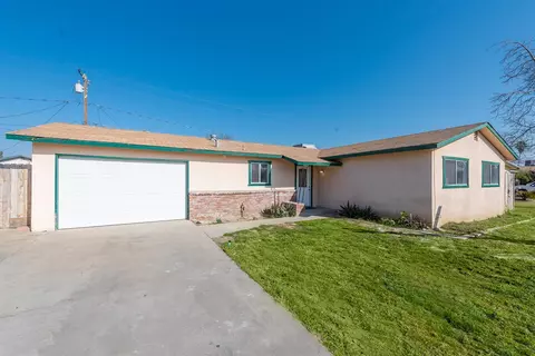 1008 Elm St, Hanford, CA 93230 photo 1