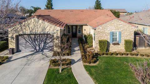 3269 Beverly Ave, Clovis, CA 93619 photo 1