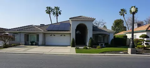 78 W W Loop, Madera, CA 93637 photo 1