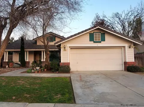1363 Coventry Ave, Clovis, CA 93611 photo 1