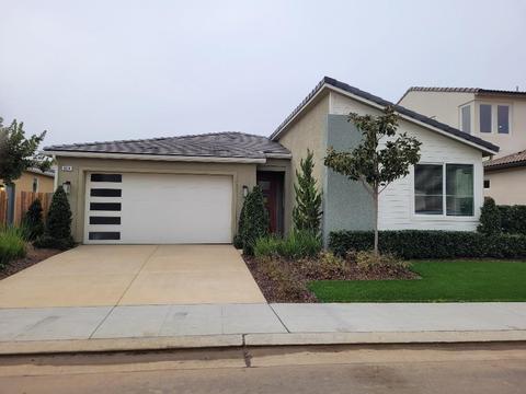 4074 Buckingham Ave, Clovis, CA 93619 photo 1