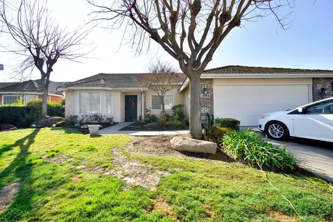 1686 Jefferson Ave, Madera, CA 93637 photo 1