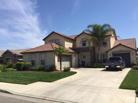 2325 E Katherine, Fowler, CA 93625 photo 1