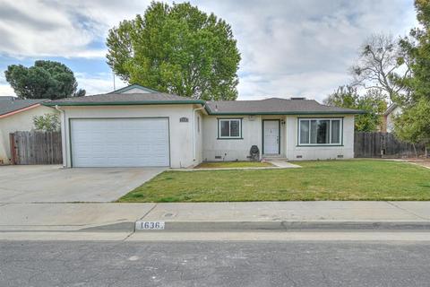 1636 Burgan Ave, Clovis, CA 93611 photo 1