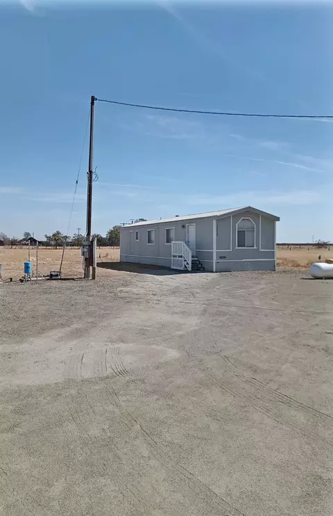 11219 Colorado Ave, Madera, CA 93636 photo 1