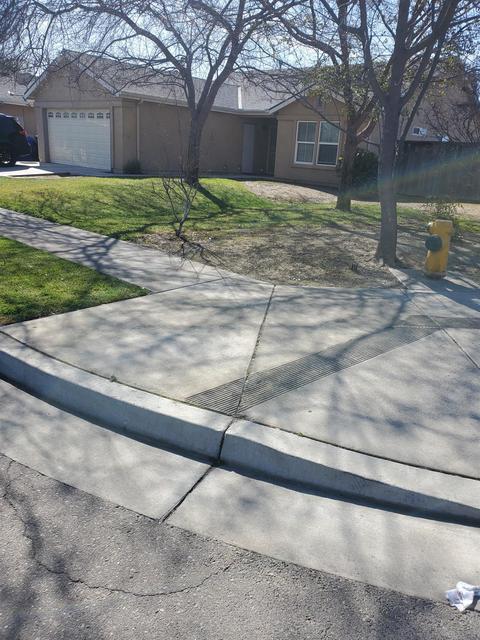1003 J St, Sanger, CA 93657 photo 1