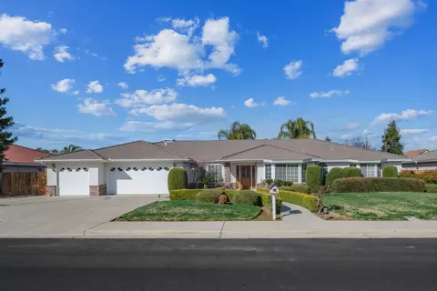 2474 Sequoia Ave, Sanger, CA 93657 photo 1