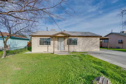 1221 N D St, Madera, CA 93638 photo 1