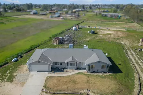 17324 La Canada Rd, Madera, CA 93636 photo 1