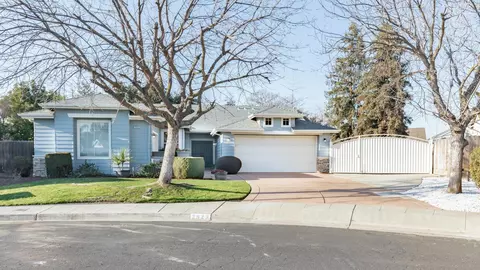 2923 Sussex Ave, Clovis, CA 93611 photo 1